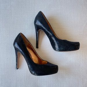 BCBG Generation Black Pointed Heels